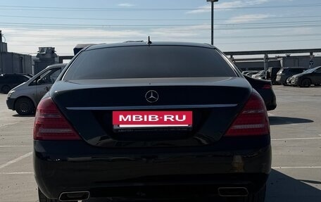 Mercedes-Benz S-Класс, 2011 год, 2 000 000 рублей, 2 фотография