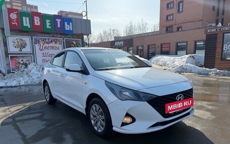 Hyundai Solaris II рестайлинг, 2020 год, 1 470 000 рублей, 2 фотография