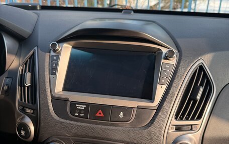 Hyundai ix35 I рестайлинг, 2014 год, 1 300 000 рублей, 14 фотография