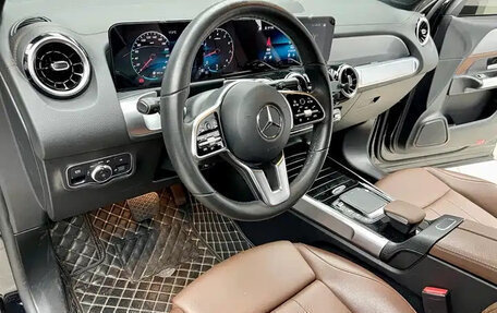 Mercedes-Benz GLB, 2021 год, 1 929 000 рублей, 9 фотография