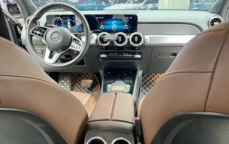 Mercedes-Benz GLB, 2021 год, 1 929 000 рублей, 8 фотография