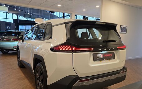 Toyota RAV4, 2025 год, 4 990 000 рублей, 2 фотография