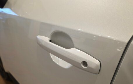 Toyota RAV4, 2025 год, 4 990 000 рублей, 12 фотография