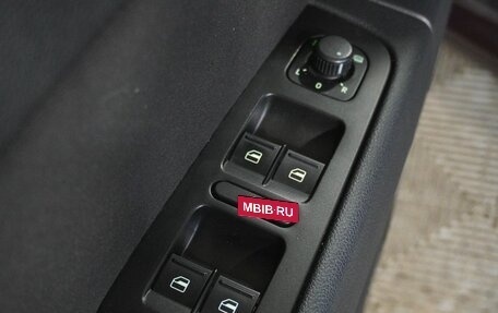 Skoda Superb III рестайлинг, 2014 год, 1 134 000 рублей, 14 фотография