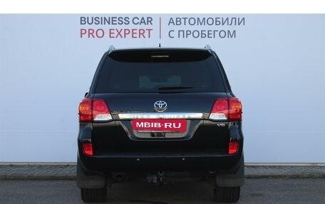 Toyota Land Cruiser 200, 2014 год, 4 498 000 рублей, 6 фотография