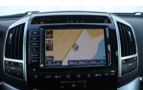 Toyota Land Cruiser 200, 2014 год, 4 498 000 рублей, 23 фотография