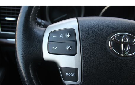 Toyota Land Cruiser 200, 2014 год, 4 498 000 рублей, 29 фотография