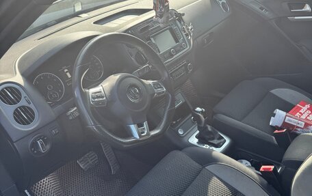Volkswagen Tiguan I, 2014 год, 2 600 000 рублей, 4 фотография