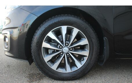 KIA Carnival III, 2017 год, 2 290 000 рублей, 12 фотография