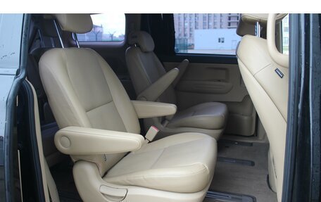 KIA Carnival III, 2017 год, 2 290 000 рублей, 18 фотография