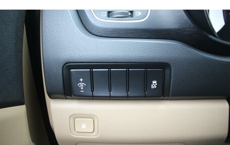 KIA Carnival III, 2017 год, 2 290 000 рублей, 26 фотография