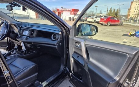 Toyota RAV4, 2015 год, 2 100 000 рублей, 7 фотография