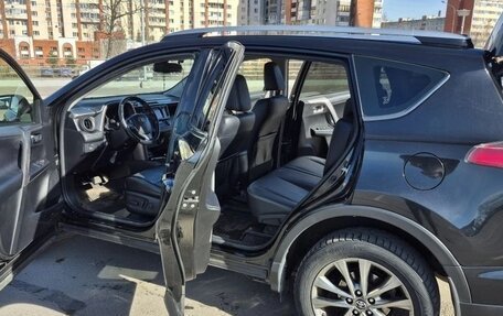 Toyota RAV4, 2015 год, 2 100 000 рублей, 9 фотография