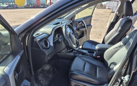 Toyota RAV4, 2015 год, 2 100 000 рублей, 3 фотография