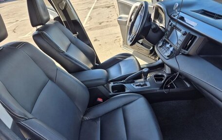 Toyota RAV4, 2015 год, 2 100 000 рублей, 12 фотография