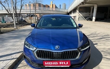 Skoda Octavia IV, 2020 год, 1 980 000 рублей, 2 фотография