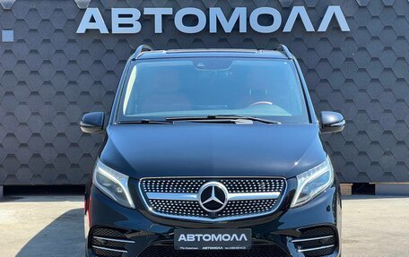 Mercedes-Benz V-Класс, 2017 год, 7 990 000 рублей, 2 фотография