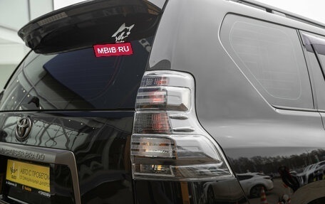 Toyota Land Cruiser Prado 150 рестайлинг 2, 2011 год, 3 148 000 рублей, 9 фотография