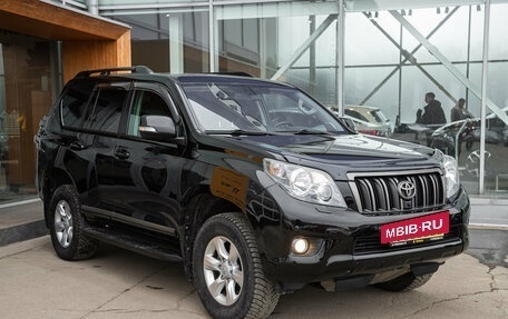 Toyota Land Cruiser Prado 150 рестайлинг 2, 2011 год, 3 148 000 рублей, 8 фотография