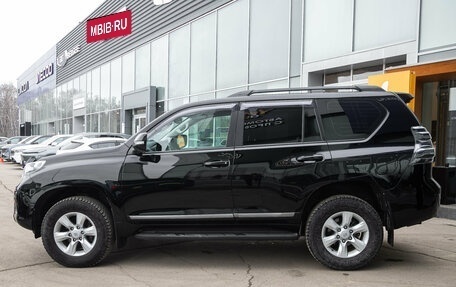 Toyota Land Cruiser Prado 150 рестайлинг 2, 2011 год, 3 148 000 рублей, 11 фотография