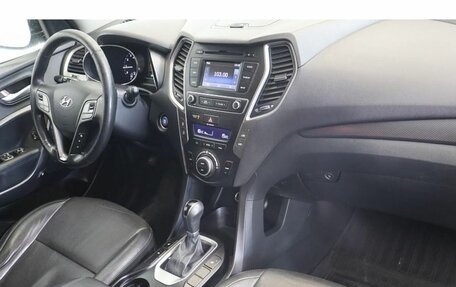 Hyundai Santa Fe III рестайлинг, 2016 год, 2 056 000 рублей, 5 фотография