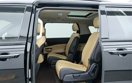 KIA Carnival, 2024 год, 4 987 000 рублей, 20 фотография