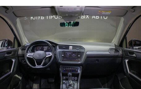 Volkswagen Tiguan II, 2022 год, 2 790 000 рублей, 2 фотография