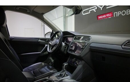 Volkswagen Tiguan II, 2022 год, 2 790 000 рублей, 7 фотография