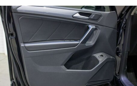 Volkswagen Tiguan II, 2022 год, 2 790 000 рублей, 17 фотография