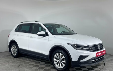 Volkswagen Tiguan II, 2021 год, 3 177 000 рублей, 3 фотография