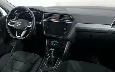 Volkswagen Tiguan II, 2021 год, 3 177 000 рублей, 10 фотография