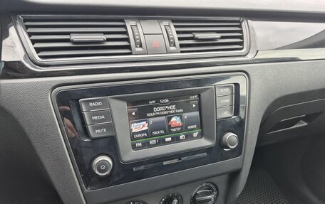 Skoda Rapid I, 2015 год, 1 100 000 рублей, 14 фотография