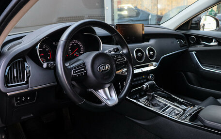 KIA Stinger I, 2021 год, 3 100 000 рублей, 12 фотография