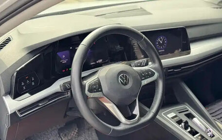 Volkswagen Golf VIII, 2021 год, 1 449 000 рублей, 10 фотография