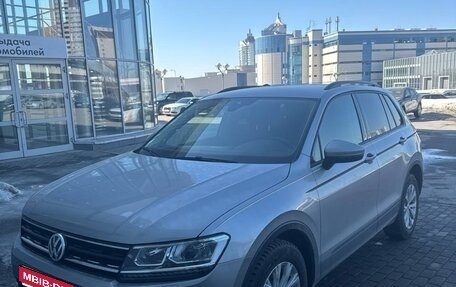 Volkswagen Tiguan II, 2020 год, 2 600 000 рублей, 1 фотография