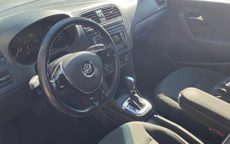 Volkswagen Polo VI (EU Market), 2017 год, 970 000 рублей, 9 фотография