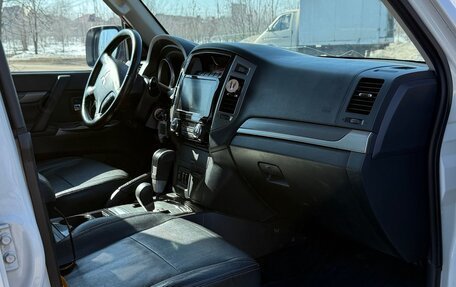Mitsubishi Pajero IV, 2015 год, 3 250 000 рублей, 11 фотография