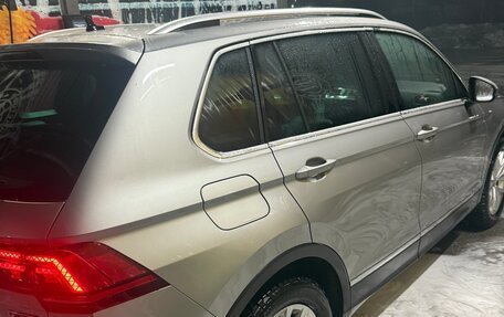 Volkswagen Tiguan II, 2020 год, 3 200 000 рублей, 3 фотография