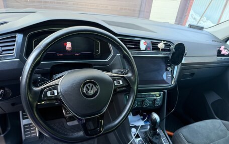 Volkswagen Tiguan II, 2020 год, 3 200 000 рублей, 6 фотография