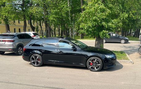 Audi A4, 2018 год, 3 050 000 рублей, 3 фотография