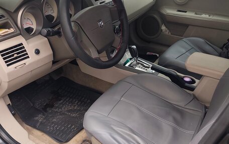 Dodge Avenger II рестайлинг, 2007 год, 1 000 000 рублей, 11 фотография