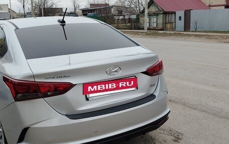 Hyundai Solaris II рестайлинг, 2021 год, 1 480 000 рублей, 2 фотография