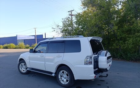 Mitsubishi Pajero IV, 2011 год, 1 750 000 рублей, 4 фотография