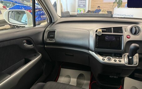 Honda Stream II, 2010 год, 1 299 000 рублей, 14 фотография