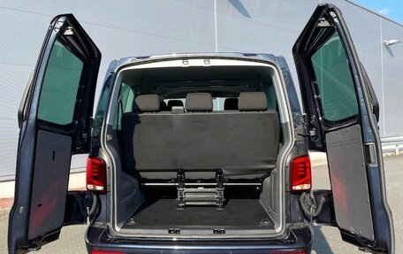 Volkswagen Caravelle T6 рестайлинг, 2023 год, 4 700 000 рублей, 11 фотография