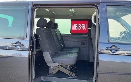 Volkswagen Caravelle T6 рестайлинг, 2023 год, 4 700 000 рублей, 13 фотография