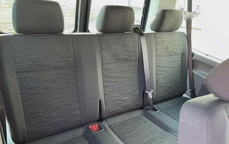 Volkswagen Caravelle T6 рестайлинг, 2023 год, 4 700 000 рублей, 22 фотография