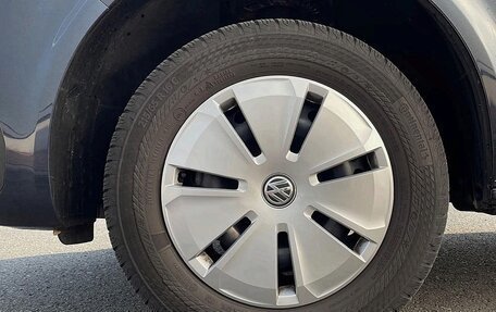 Volkswagen Caravelle T6 рестайлинг, 2023 год, 4 700 000 рублей, 32 фотография