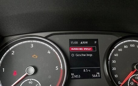 Volkswagen Caravelle T6 рестайлинг, 2023 год, 4 700 000 рублей, 24 фотография