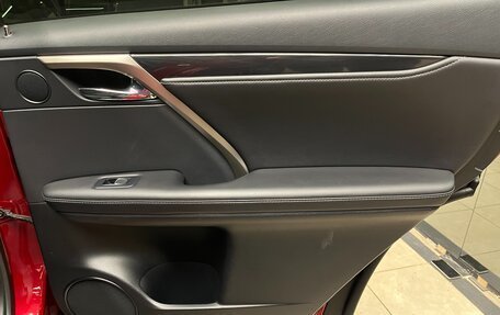 Lexus RX IV рестайлинг, 2017 год, 3 450 000 рублей, 14 фотография